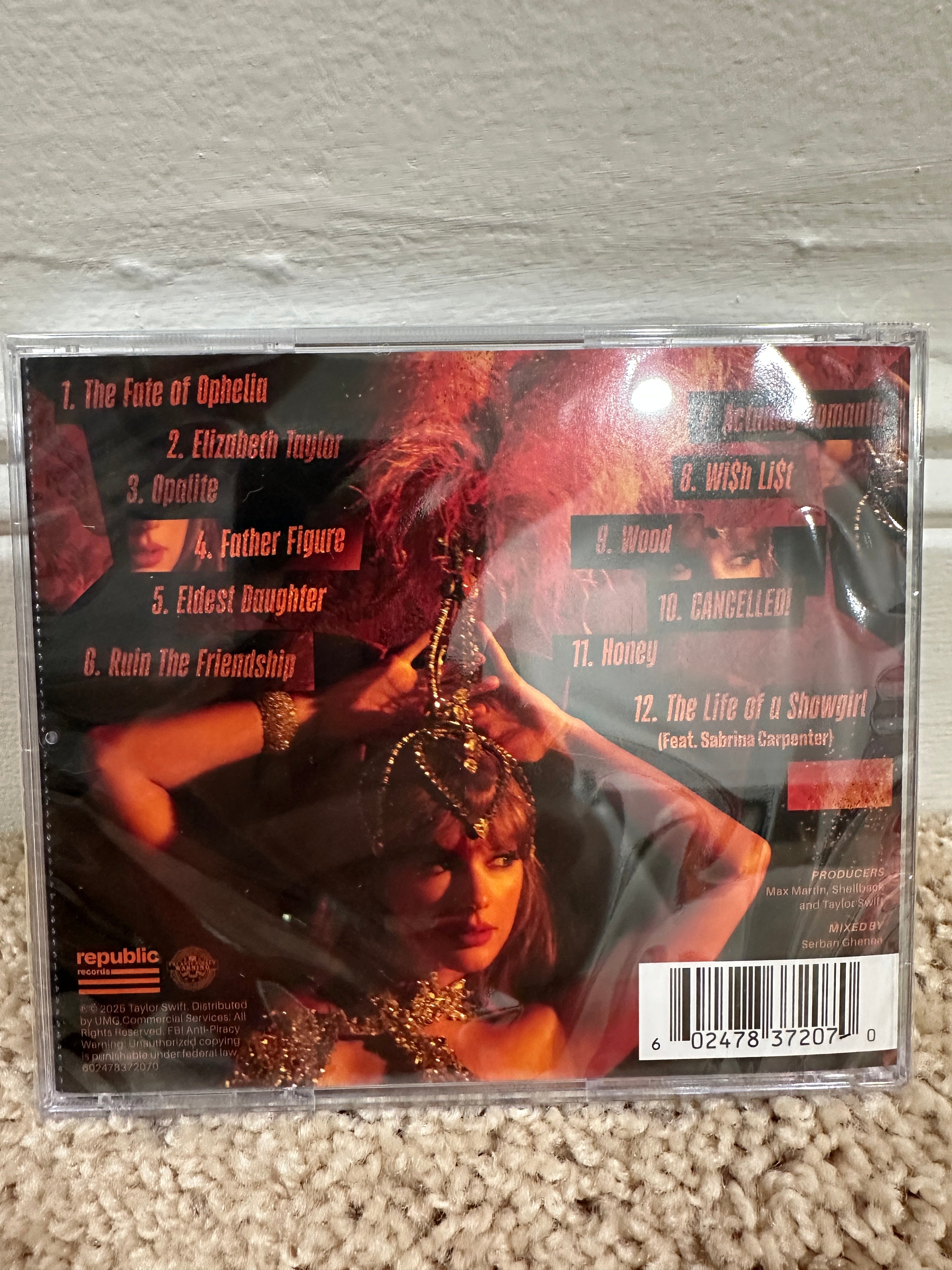 Taylor Swift The Life of a Showgirl CD Signed 1x READ DESC