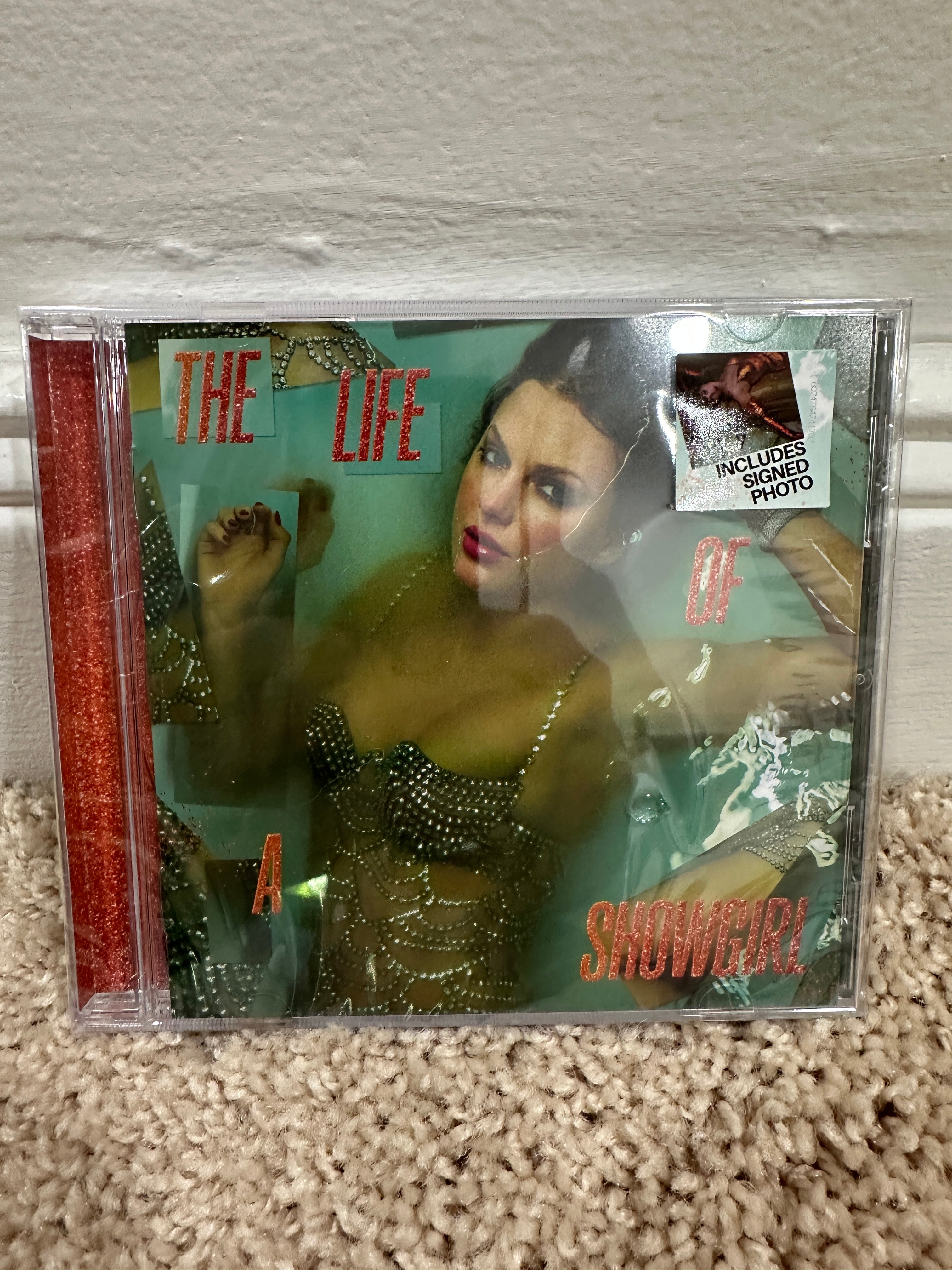 Taylor Swift The Life of a Showgirl CD Signed 1x READ DESC
